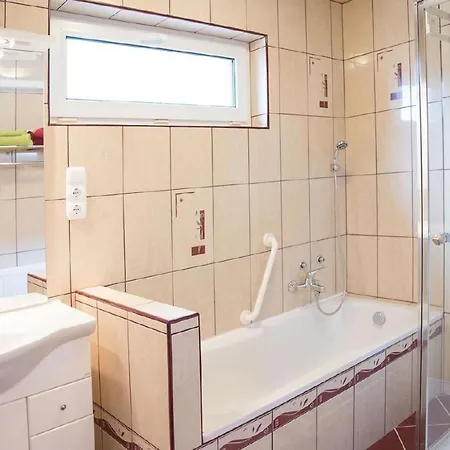 Mit Garten- Grill Und Gemeinschaftspool By Interhome *