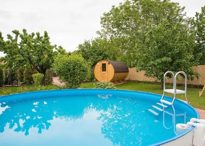 別荘 Mit Garten- Grill Und Gemeinschaftspool By Interhome